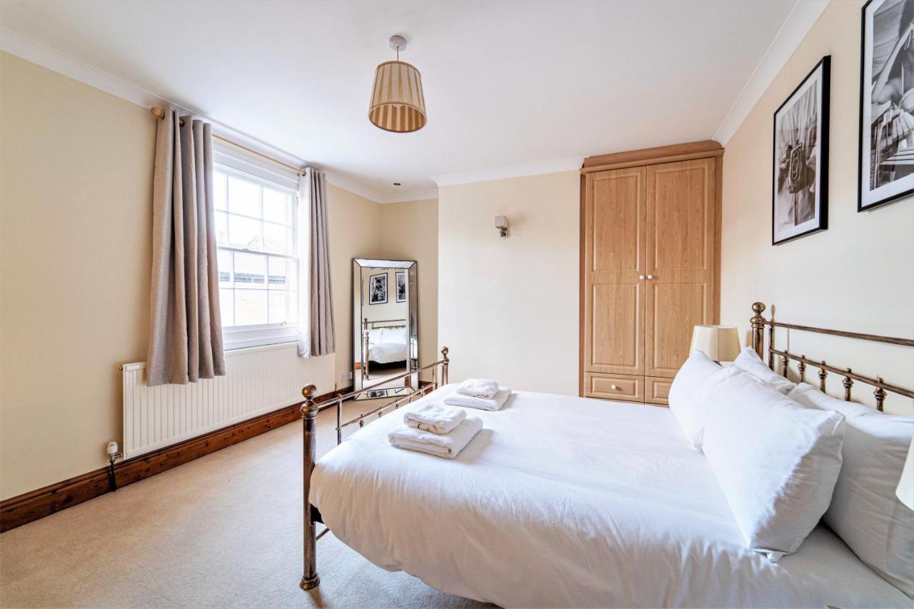 The Cottage In Chester, Sleeps 6 With Free Parking Kültér fotó