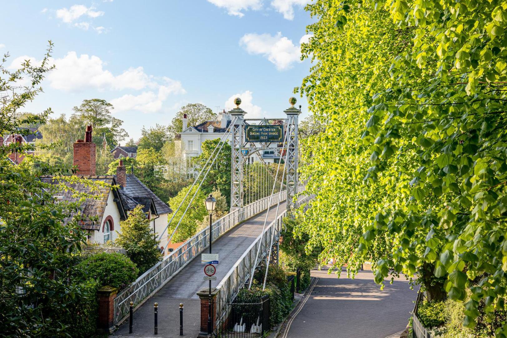 The Cottage In Chester, Sleeps 6 With Free Parking Kültér fotó